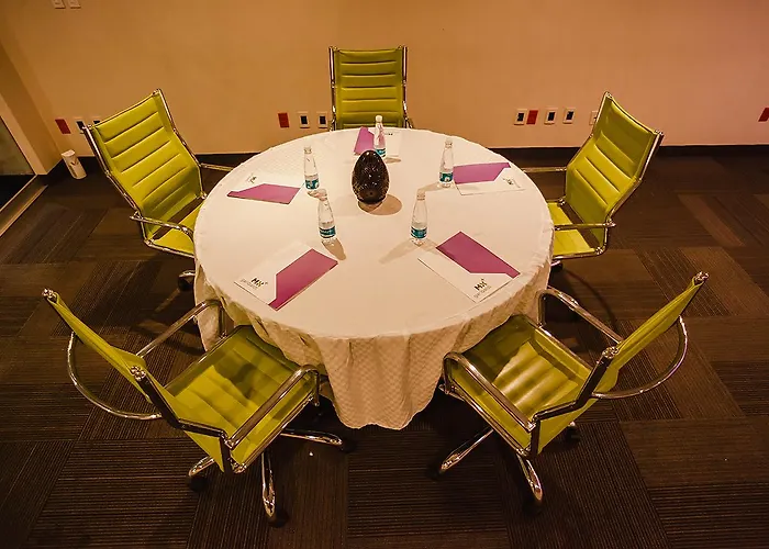 Mx Garibaldi Cdmx, Trademark Collection By Wyndham Hotel 4*