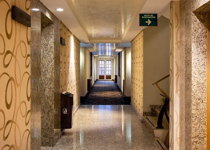 Mx Garibaldi Cdmx, Trademark Collection By Wyndham Hotel