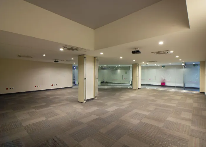 Hotel Mx Garibaldi Cdmx, Trademark Collection By Wyndham 4*