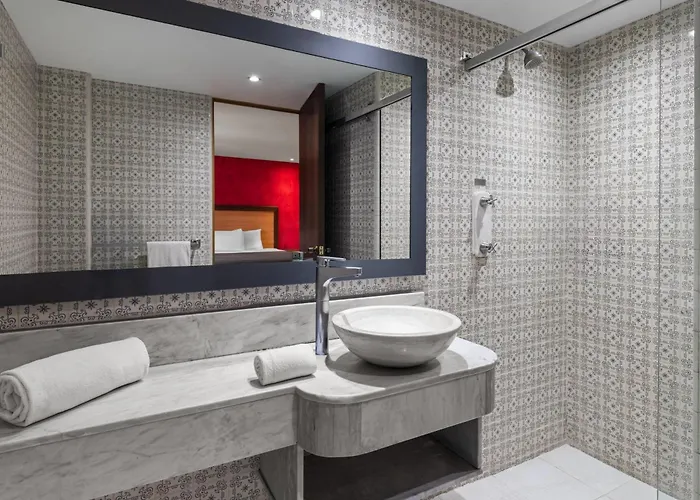 Mx Garibaldi Cdmx, Trademark Collection By Wyndham Hotel