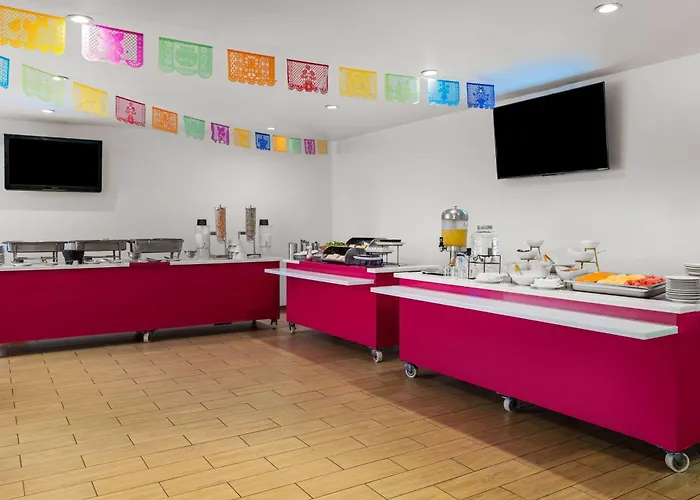 Mx Garibaldi Cdmx, Trademark Collection By Wyndham 4*