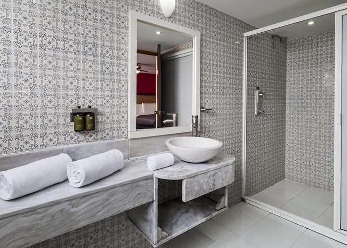 Mx Garibaldi Cdmx, Trademark Collection By Wyndham 4* Mexico City